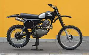 Wallpapers custom motorcycle Deus Ex Machina Malachi Crunch Honda XL500 2016