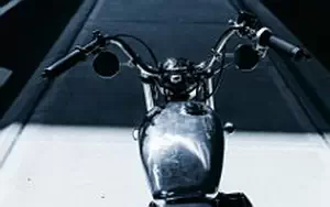 Wallpapers custom motorcycle Deus Ex Machina Raposa Prata 2016