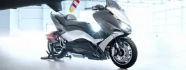 Lazareth Yamaha 530 Tmax Hypermodified 2012