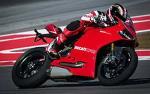 Desktop wallpapers motorcycle Ducati Superbike 1199 Panigale R - 2014
