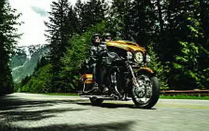Desktop wallpapers motorcycle Harley-Davidson CVO Limited - 2015