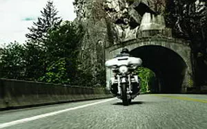 Desktop wallpapers motorcycle Harley-Davidson CVO Street Glide - 2015