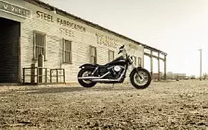 Desktop wallpapers motorcycle Harley-Davidson Dyna Street Bob - 2017