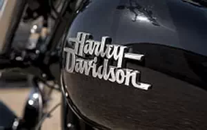 Desktop wallpapers motorcycle Harley-Davidson Dyna Street Bob - 2017