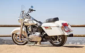 Desktop wallpapers motorcycle Harley-Davidson Dyna Switchback - 2014