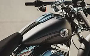Desktop wallpapers motorcycle Harley-Davidson Softail Breakout - 2016