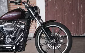 Desktop wallpapers motorcycle Harley-Davidson Softail Breakout 114 - 2018