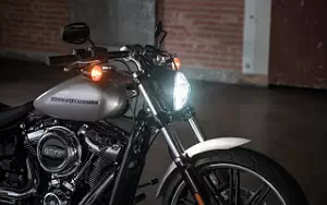 Desktop wallpapers motorcycle Harley-Davidson Softail Breakout - 2018