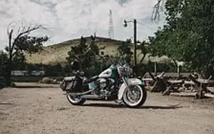 Desktop wallpapers motorcycle Harley-Davidson Heritage Softail Classic - 2016