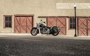 Desktop wallpapers motorcycle Harley-Davidson Heritage Softail Classic - 2017