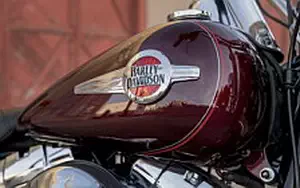 Desktop wallpapers motorcycle Harley-Davidson Heritage Softail Classic - 2017