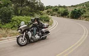 Desktop wallpapers motorcycle Harley-Davidson Touring Road Glide Ultra - 2016