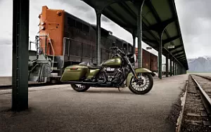 Desktop wallpapers motorcycle Harley-Davidson Touring Road King Special - 2018