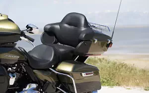 Desktop wallpapers motorcycle Harley-Davidson Touring Ultra Limited Low - 2018