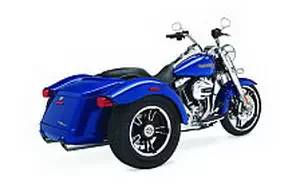 Desktop wallpapers motorcycle Harley-Davidson Trike Freewheeler - 2015
