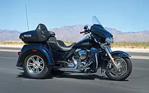 Desktop wallpapers motorcycle Harley-Davidson Trike Tri Glide Ultra Classic - 2014