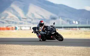 Desktop wallpapers motorcycle Honda CBR600RR - 2007