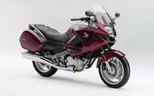 Motorcycles wallpapers Honda NT700V - 2010