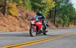Motorcycles wallpapers Honda VFR1200F - 2010