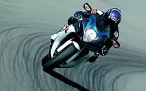 Desktop wallpapers motorcycle Suzuki GSX-R750 - 2011