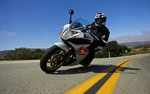 Desktop wallpapers motorcycle Yamaha FZ6R - 2010