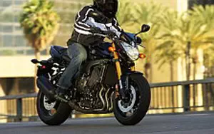 Desktop wallpapers motorcycle Yamaha FZ8 - 2011