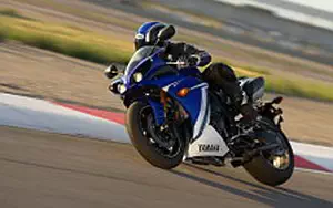 Desktop wallpapers motorcycle Yamaha YZF-R1 - 2011