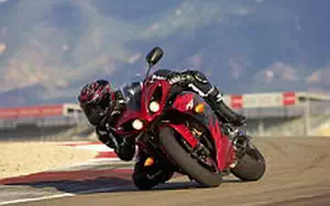 Desktop wallpapers motorcycle Yamaha YZF-R1 - 2011