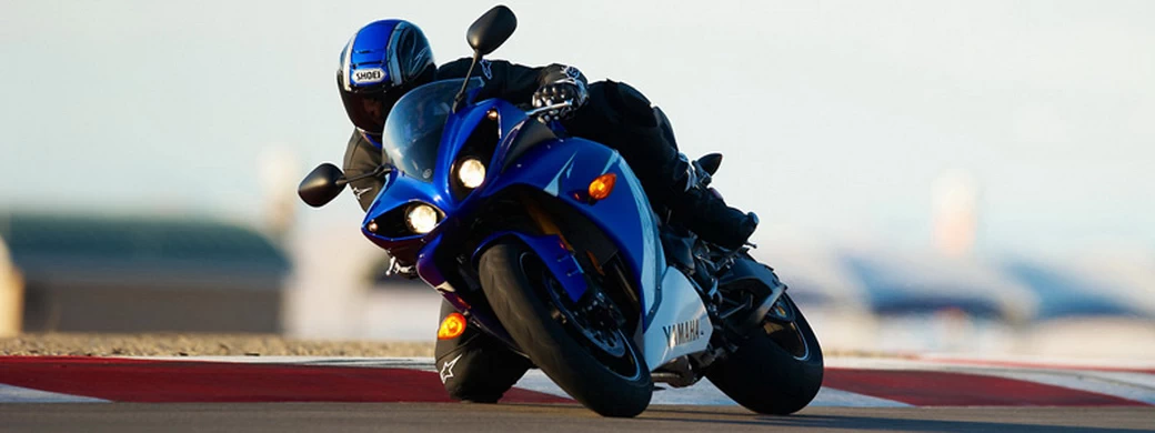 Motorcycles wallpapers Yamaha YZF-R1 - 2011 - HD, 4K desktop wallpapers