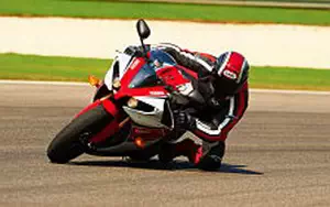 Desktop wallpapers motorcycle Yamaha YZF-R1 - 2012