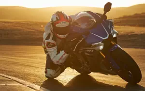 Desktop wallpapers motorcycle Yamaha YZF-R1 - 2016