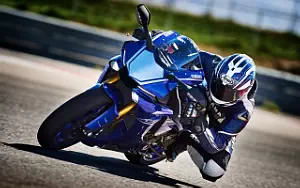 Desktop wallpapers motorcycle Yamaha YZF-R1 - 2017