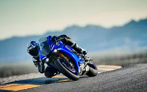 Desktop wallpapers motorcycle Yamaha YZF-R1 - 2018