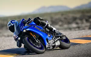 Desktop wallpapers motorcycle Yamaha YZF-R1 - 2018