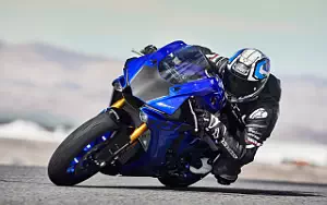 Desktop wallpapers motorcycle Yamaha YZF-R1 - 2018