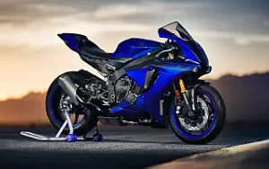 Desktop wallpapers motorcycle Yamaha YZF-R1 - 2018