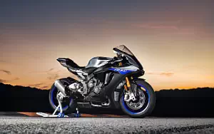 Desktop wallpapers motorcycle Yamaha YZF-R1M - 2018