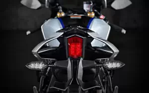 Desktop wallpapers motorcycle Yamaha YZF-R1M - 2018