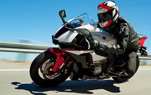 Desktop wallpapers motorcycle Yamaha YZF-R1S - 2016