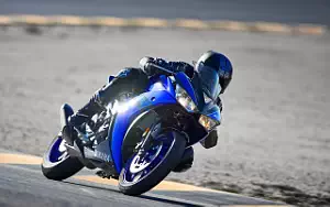 Desktop wallpapers motorcycle Yamaha YZF-R3 - 2018