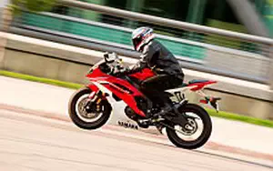 Desktop wallpapers motorcycle Yamaha YZF-R6 - 2013