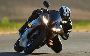 Desktop wallpapers motorcycle Yamaha YZF-R6 - 2016
