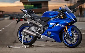 Desktop wallpapers motorcycle Yamaha YZF-R6 - 2017